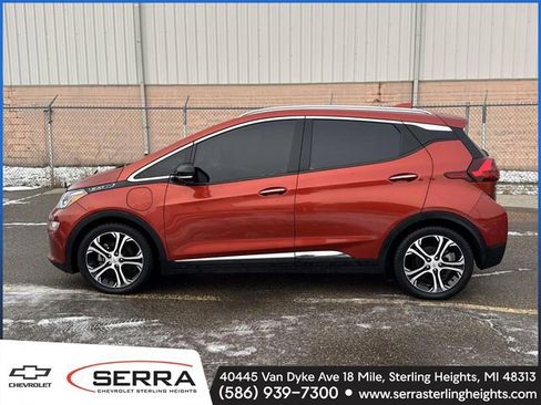 Used 2020 Chevrolet Bolt Premier w/ Infotainment Package image 2