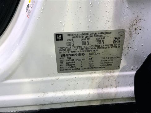 Used 2023 Buick Envision Essence image 37