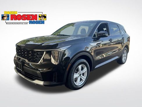 Used 2025 Kia Sorento LX FWD image 1
