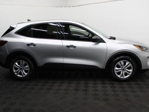 Used 2020 Ford Escape S image 3
