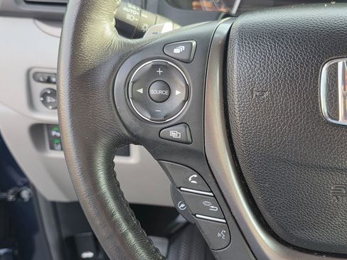 Used 2023 Honda Ridgeline RTL-E image 18