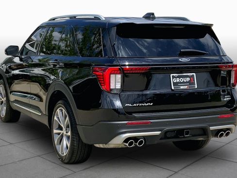 Used 2025 Ford Explorer Platinum w/ Ultimate Package AWD/4WD image 11