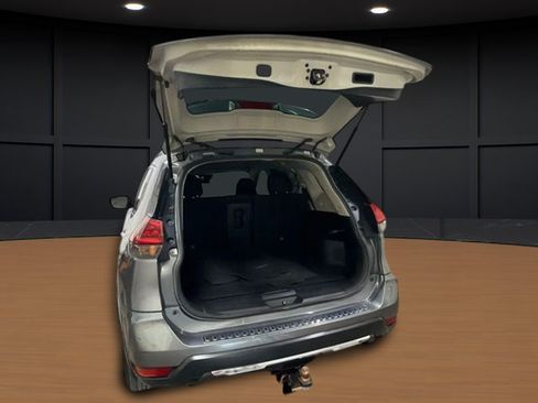 Used 2020 Nissan Rogue S w/ Special Edition Package FWD image 7