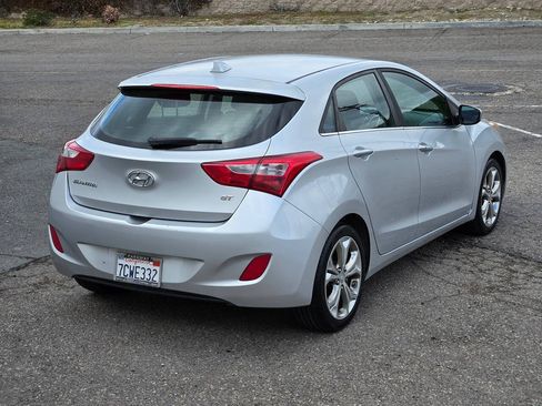 Used 2013 Hyundai Elantra GT w/ Touch & Go Pkg FWD image 10