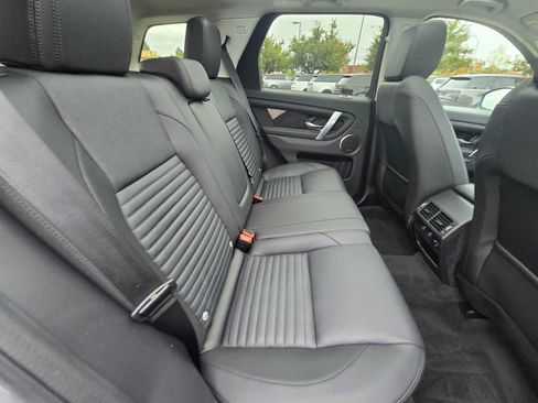 Used 2024 Land Rover Discovery Sport S image 14