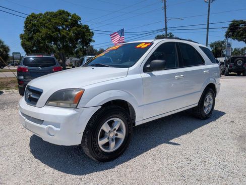 Used 2006 Kia Sorento 2WD image 3