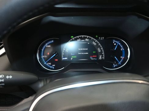 Used 2025 Toyota RAV4 XSE w/ Weather Package AWD/4WD image 14