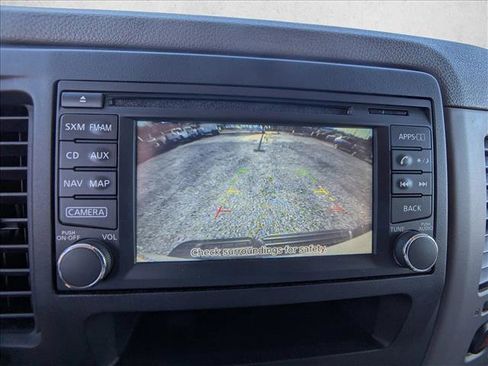 Used 2019 Nissan NV 3500 SL image 18