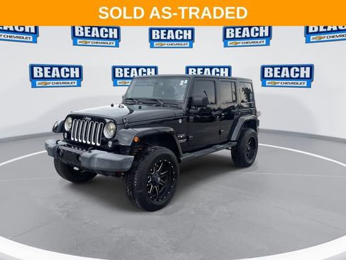 Used 2016 Jeep Wrangler Unlimited Sahara w/ Connectivity Group AWD/4WD image 4