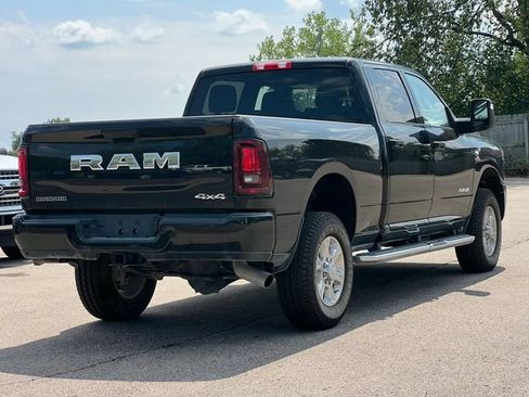 Used 2025 RAM 2500 Big Horn AWD/4WD image 38
