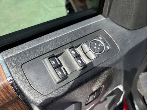 Used 2017 Ford F150 Lariat w/ Equipment Group 502A Luxury AWD/4WD image 22