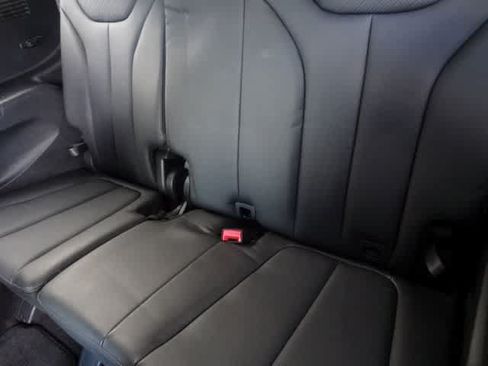 Used 2023 Hyundai Palisade SEL AWD/4WD image 16