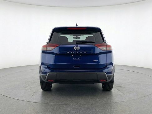 Used 2025 Nissan Rogue SV AWD/4WD image 7