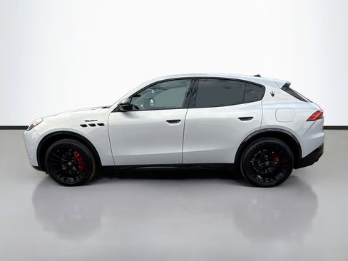 New 2025 Maserati Grecale Modena image 6