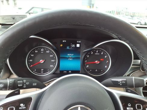 Certified 2021 Mercedes-Benz GLC 300 4MATIC image 18