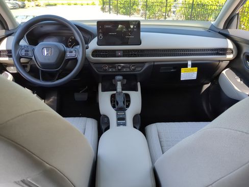 New 2026 Honda HR-V LX image 15
