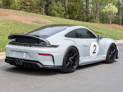 Certified 2025 Porsche 911 GT3 RWD image 30