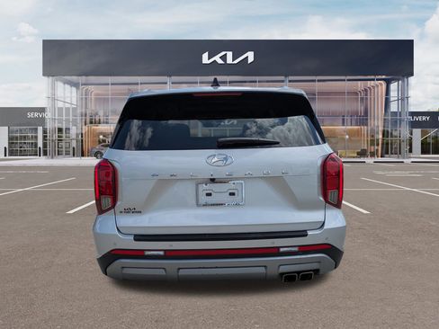 Used 2023 Hyundai Palisade Limited FWD image 5