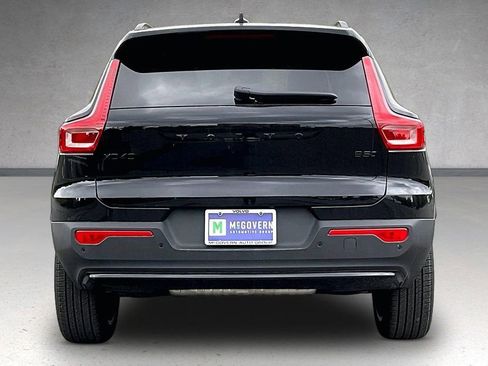 New 2026 Volvo XC40 B5 Ultra w/ Climate Package AWD/4WD image 4