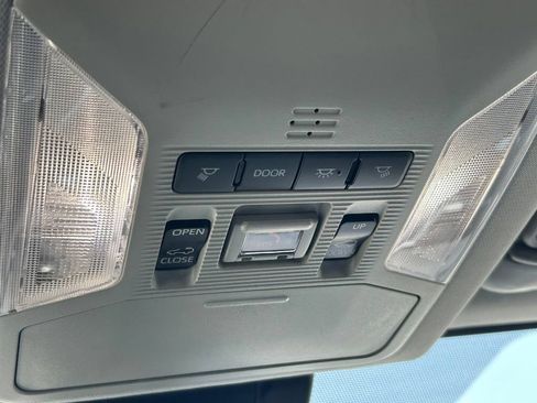 Used 2025 Toyota RAV4 XLE w/ Convenience Package FWD image 19