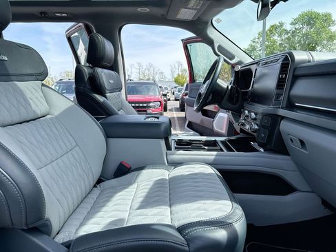 Used 2024 Ford F350 Limited w/ FX4 Off-Road Package AWD/4WD image 23