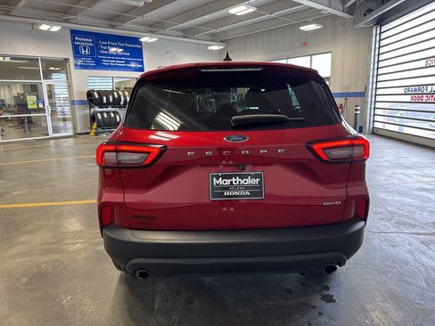 Used 2025 Ford Escape ST-Line AWD/4WD image 6