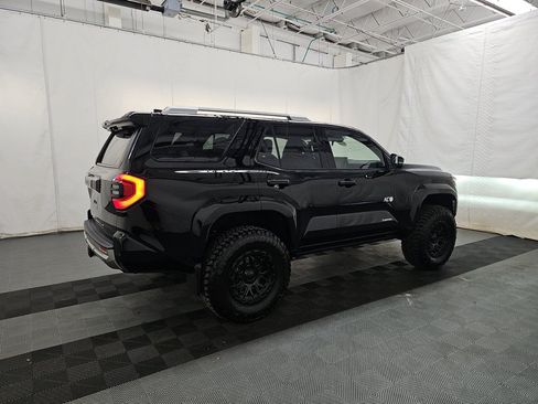 Used 2026 Toyota 4Runner Limited w/ Tow Technology Package AWD/4WD image 4