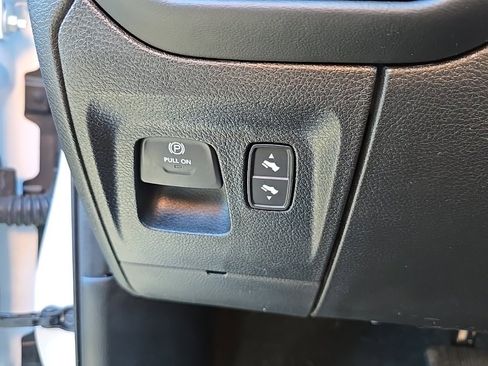 Used 2023 RAM 1500 Limited w/ Trailer Tow Group image 20