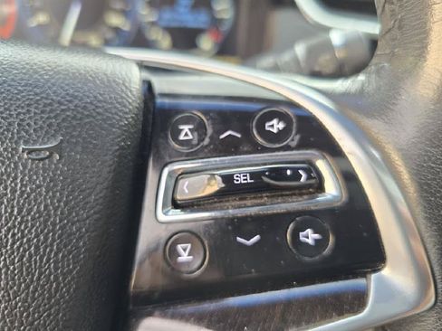 Used 2014 Cadillac XTS Premium FWD image 39