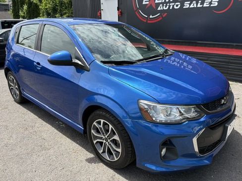 Used 2020 Chevrolet Sonic LT w/ Convenience Package FWD image 5