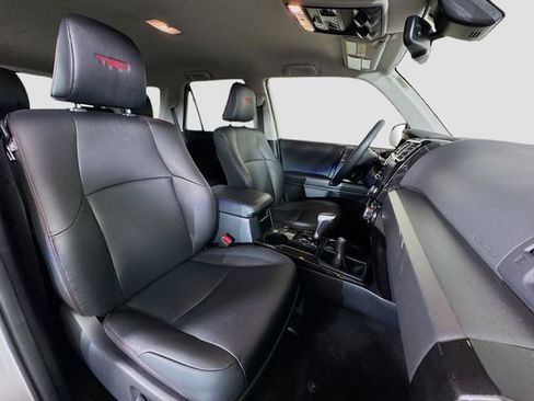 Certified 2024 Toyota 4Runner TRD Off-Road Premium AWD/4WD image 29