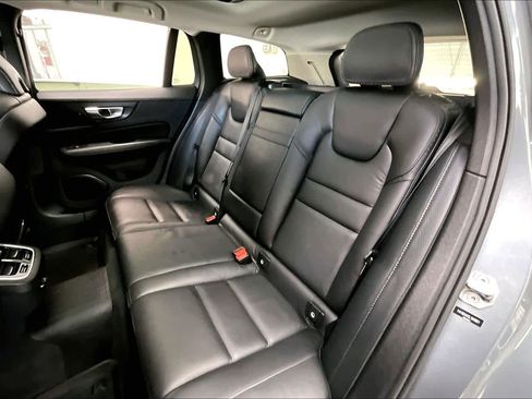 Used 2020 Volvo V60 T5 Cross Country w/ Cross Country Pro Package image 29