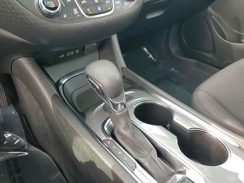 Used 2024 Chevrolet Malibu LT image 24