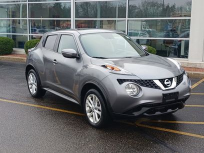 Used 2015 Nissan Juke SV w/ Cold Weather Package