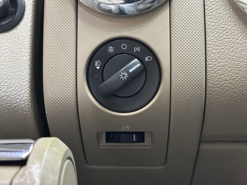 Used 2008 Ford Explorer Sport Trac XLT image 25