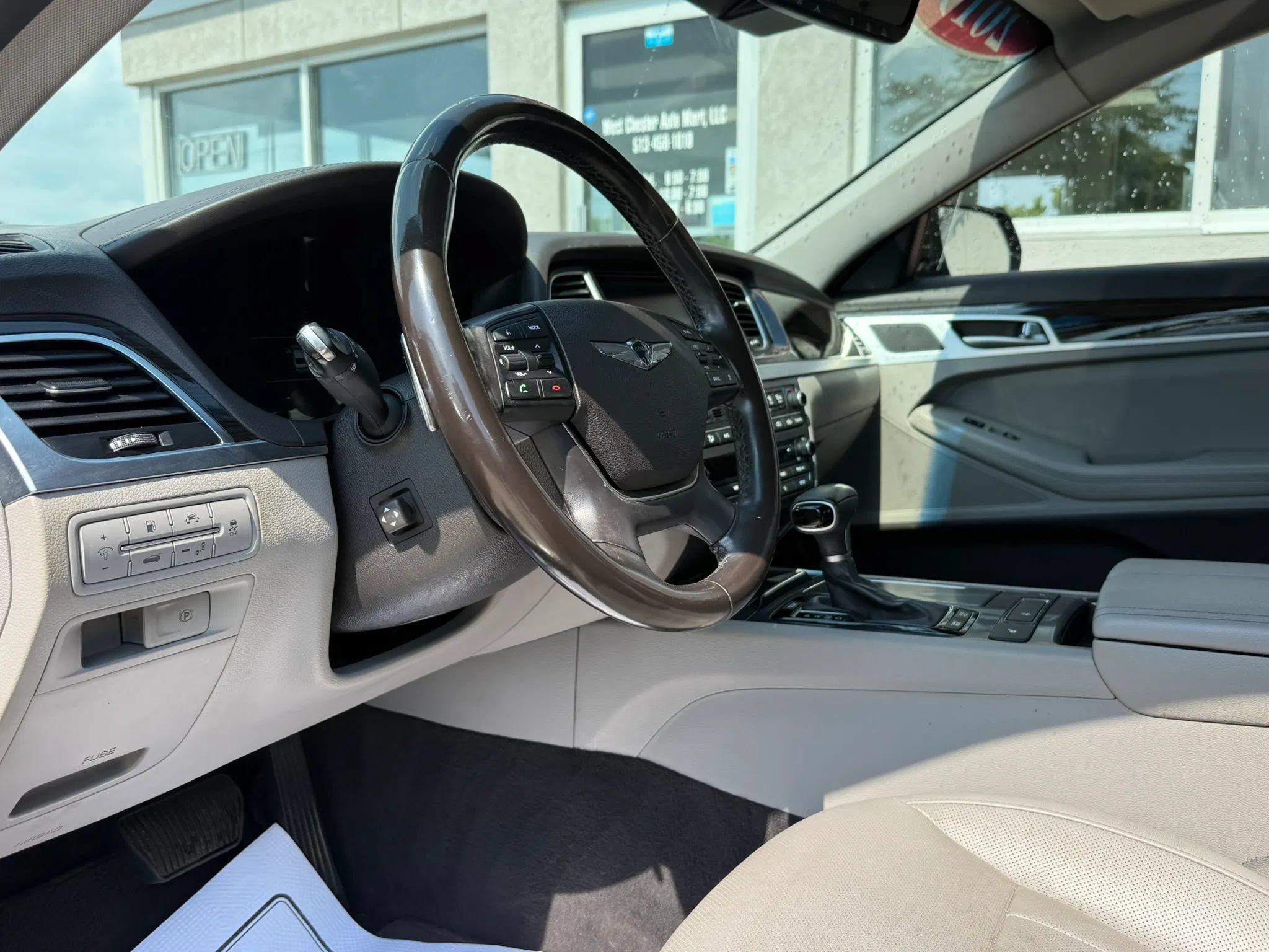 Used 2019 Genesis G80 3.8 AWD/4WD image 9