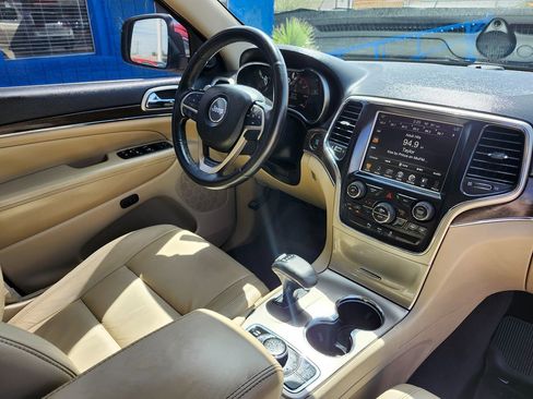 Used 2014 Jeep Grand Cherokee Limited AWD/4WD image 21