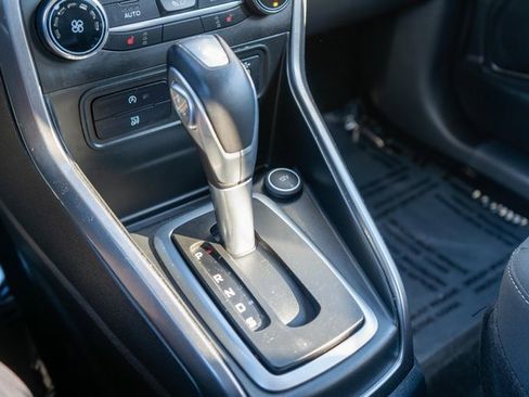 Used 2022 Ford EcoSport SE w/ SE Convenience Package image 29