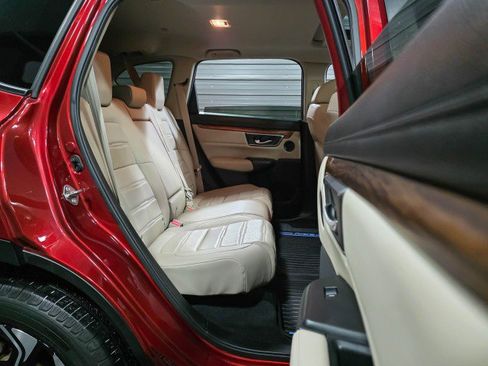 Used 2017 Honda CR-V Touring image 16