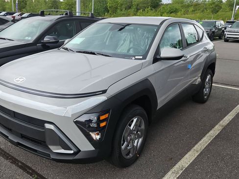 New 2026 Hyundai Kona SE AWD/4WD image 3