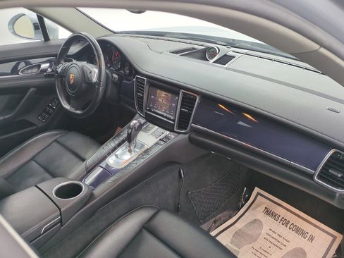 Used 2015 Porsche Panamera 4 image 26