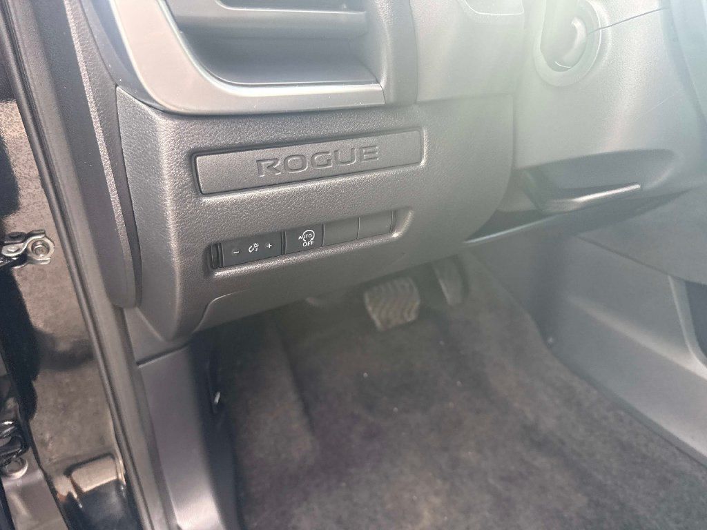 Certified 2026 Nissan Rogue S AWD/4WD image 19