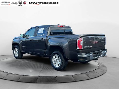 Used 2019 GMC Canyon SLE w/ SLE Convenience Package image 4