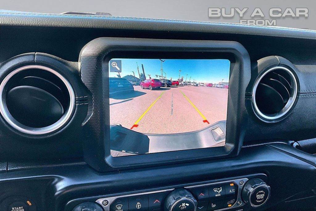 Used 2020 Jeep Gladiator Overland AWD/4WD image 22