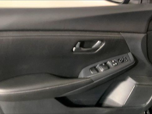 Used 2025 Nissan Sentra S FWD image 24