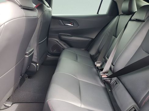 New 2026 Toyota Prius Plug-In Hybrid FWD image 11