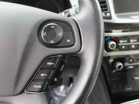 Used 2016 Hyundai Equus Signature image 15