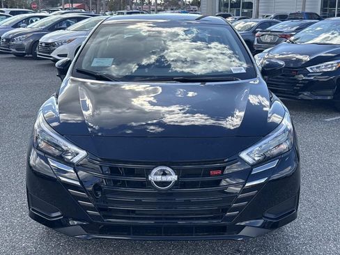 New 2025 Nissan Versa SR w/ Trunk Package image 9
