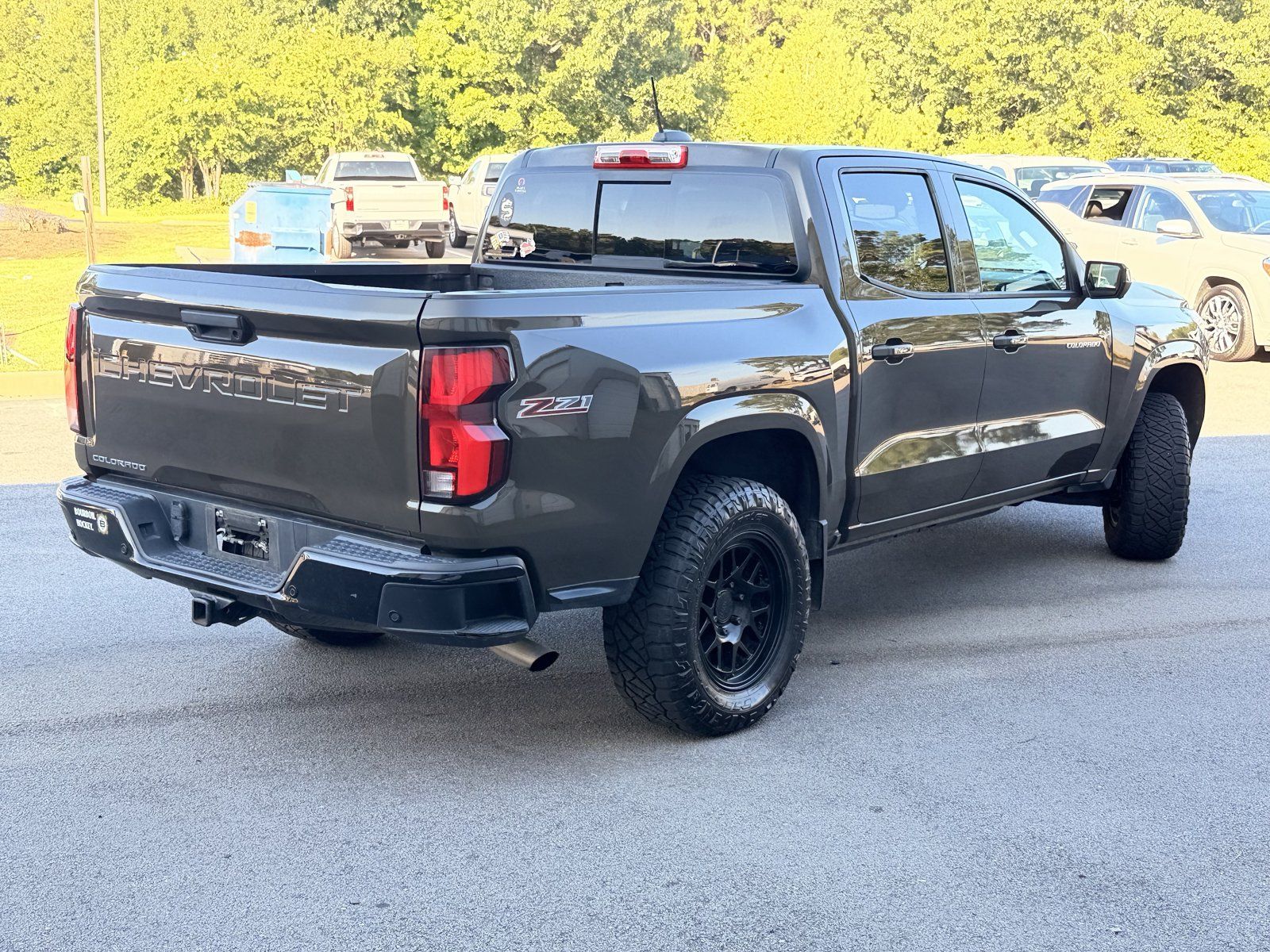 Used 2023 Chevrolet Colorado Z71 w/ Z71 Convenience Package 2 AWD/4WD image 12