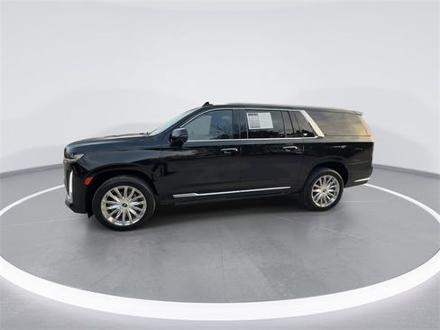 Used 2023 Cadillac Escalade ESV Premium Luxury image 4